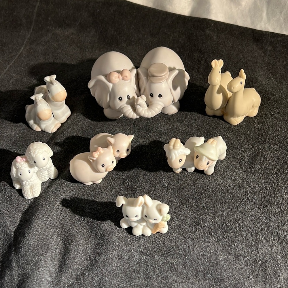 Precious Moments ceramic animals - all dated in the 90’s